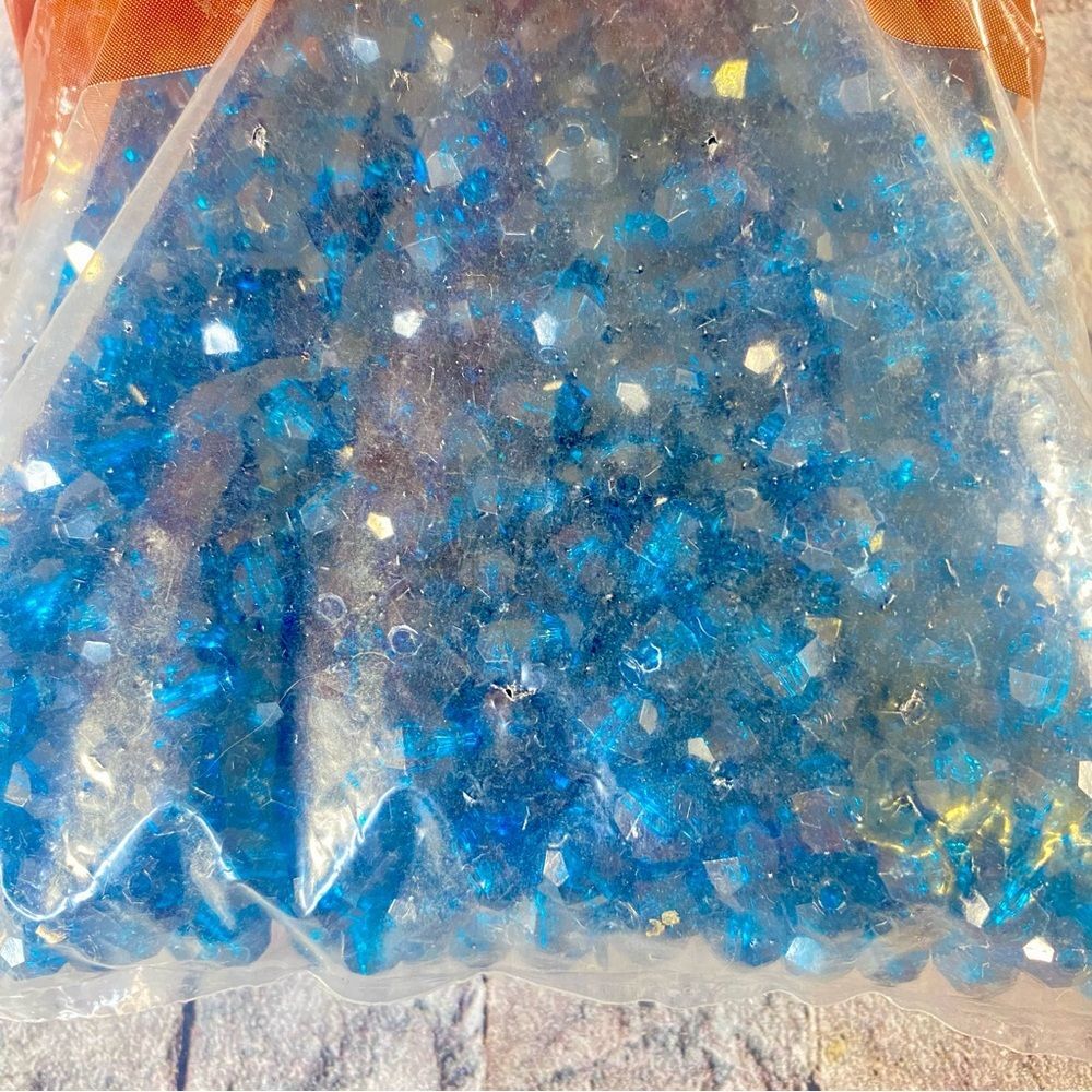 Darice 8MM Teal Faceted Beads NWT 1000 Pieces Craft Supplies Jewelry Making - Picture 5 of 5